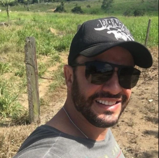 <strong>Ethan W.</strong>